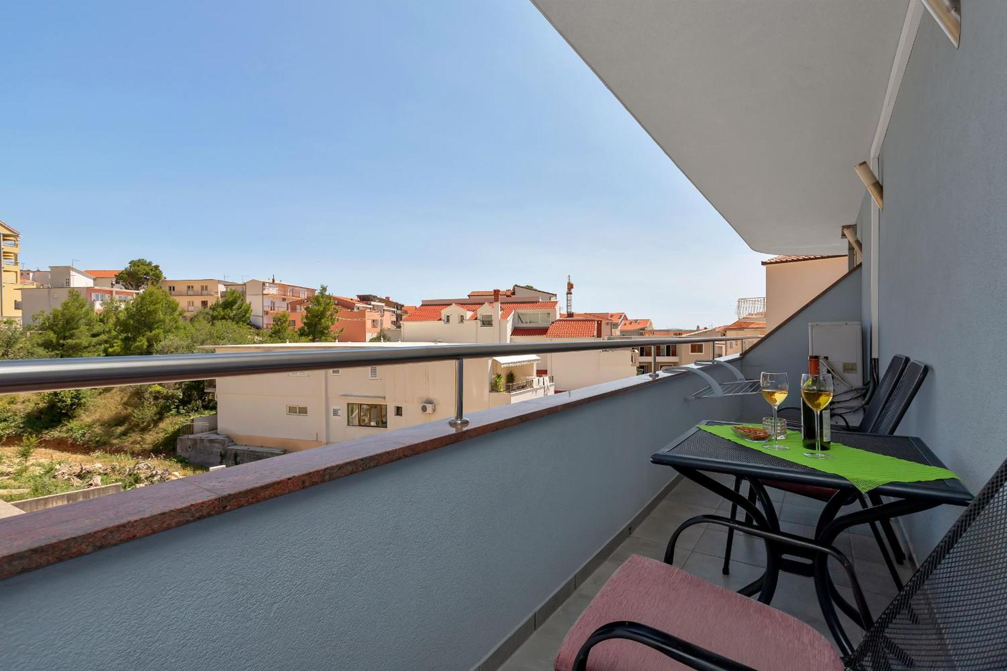Villa Juric 2 Baška Voda Eksteriør bilde